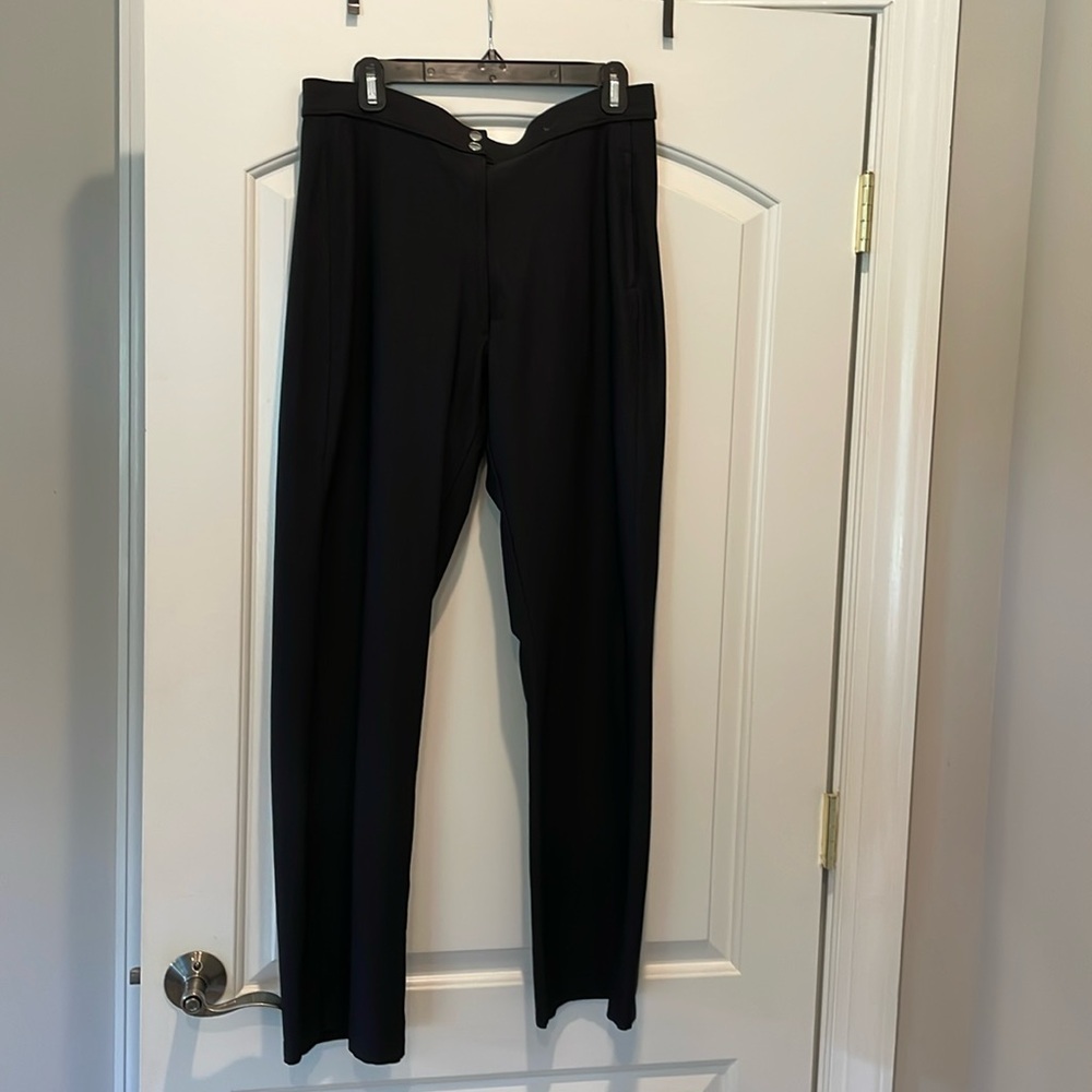 Nike Dri-fit athletic pants. Mid-rise. Stretchy.